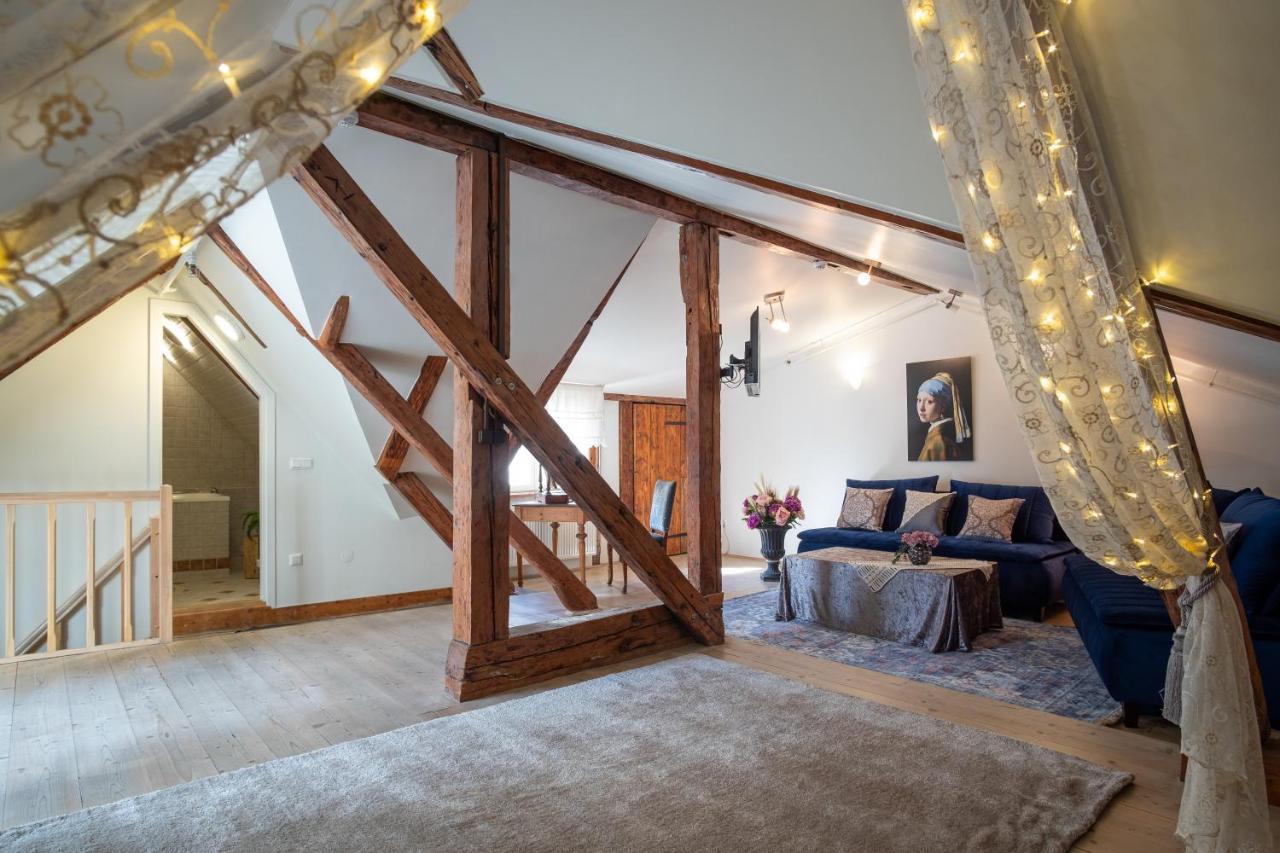 Rataskaevu Boutique - 7 Unique Apartments Tallinn Bagian luar foto