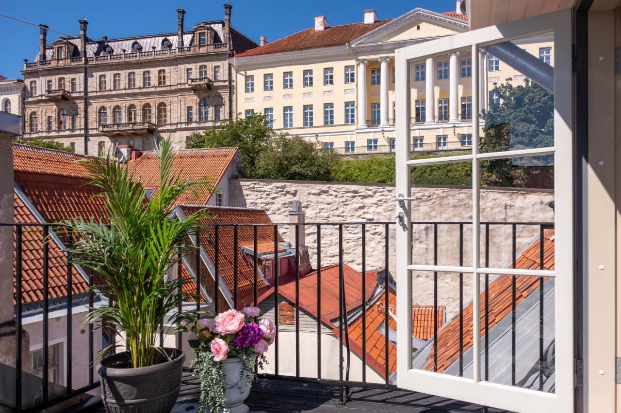 Rataskaevu Boutique - 7 Unique Apartments Tallinn Bagian luar foto