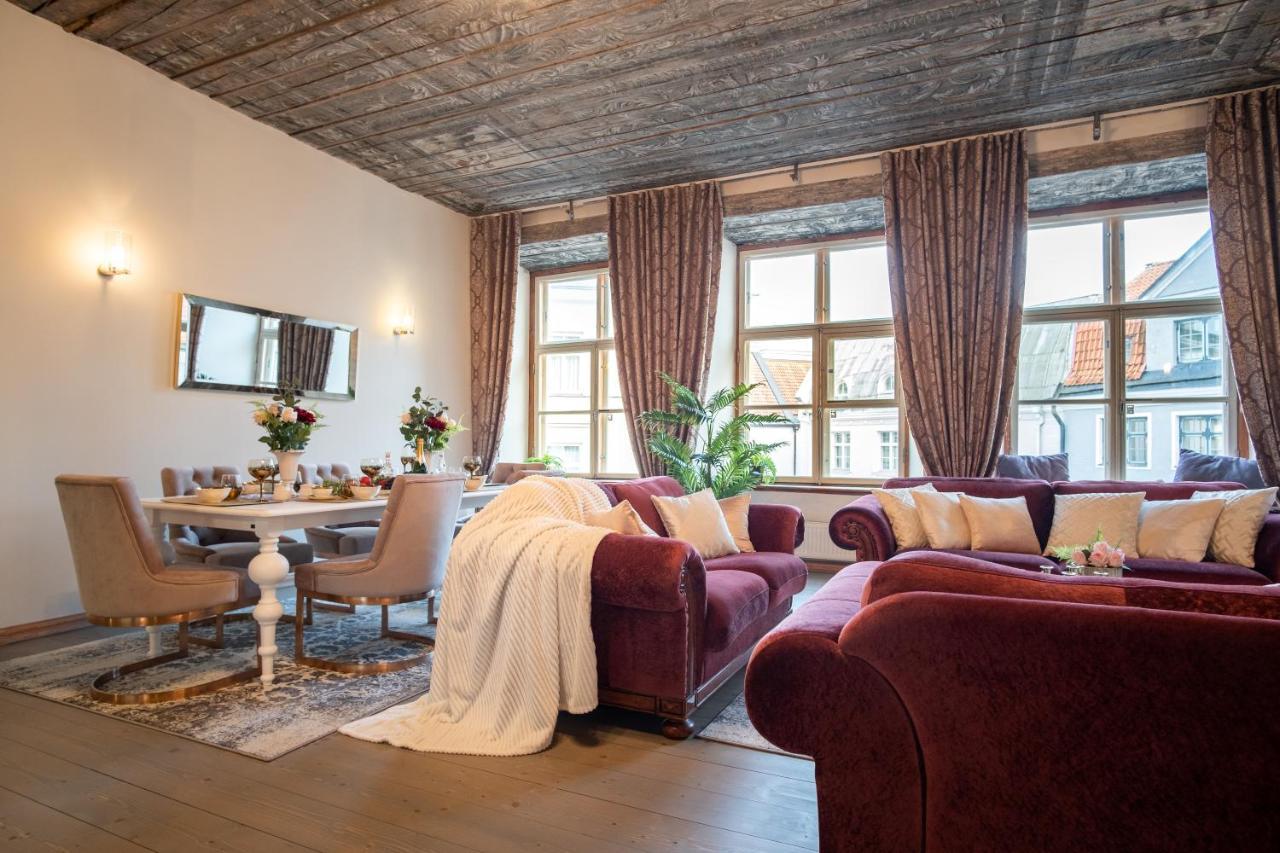 Rataskaevu Boutique - 7 Unique Apartments Tallinn Bagian luar foto