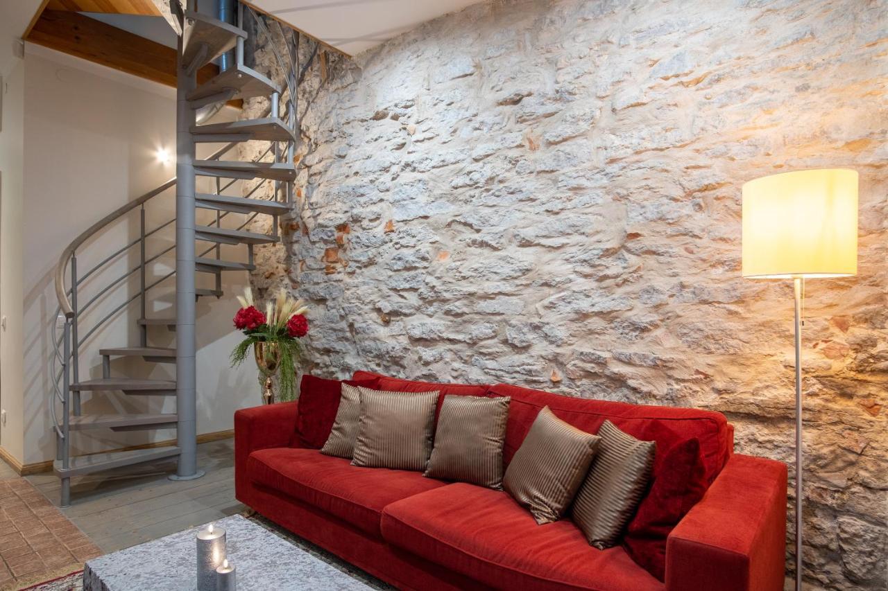 Rataskaevu Boutique - 7 Unique Apartments Tallinn Bagian luar foto