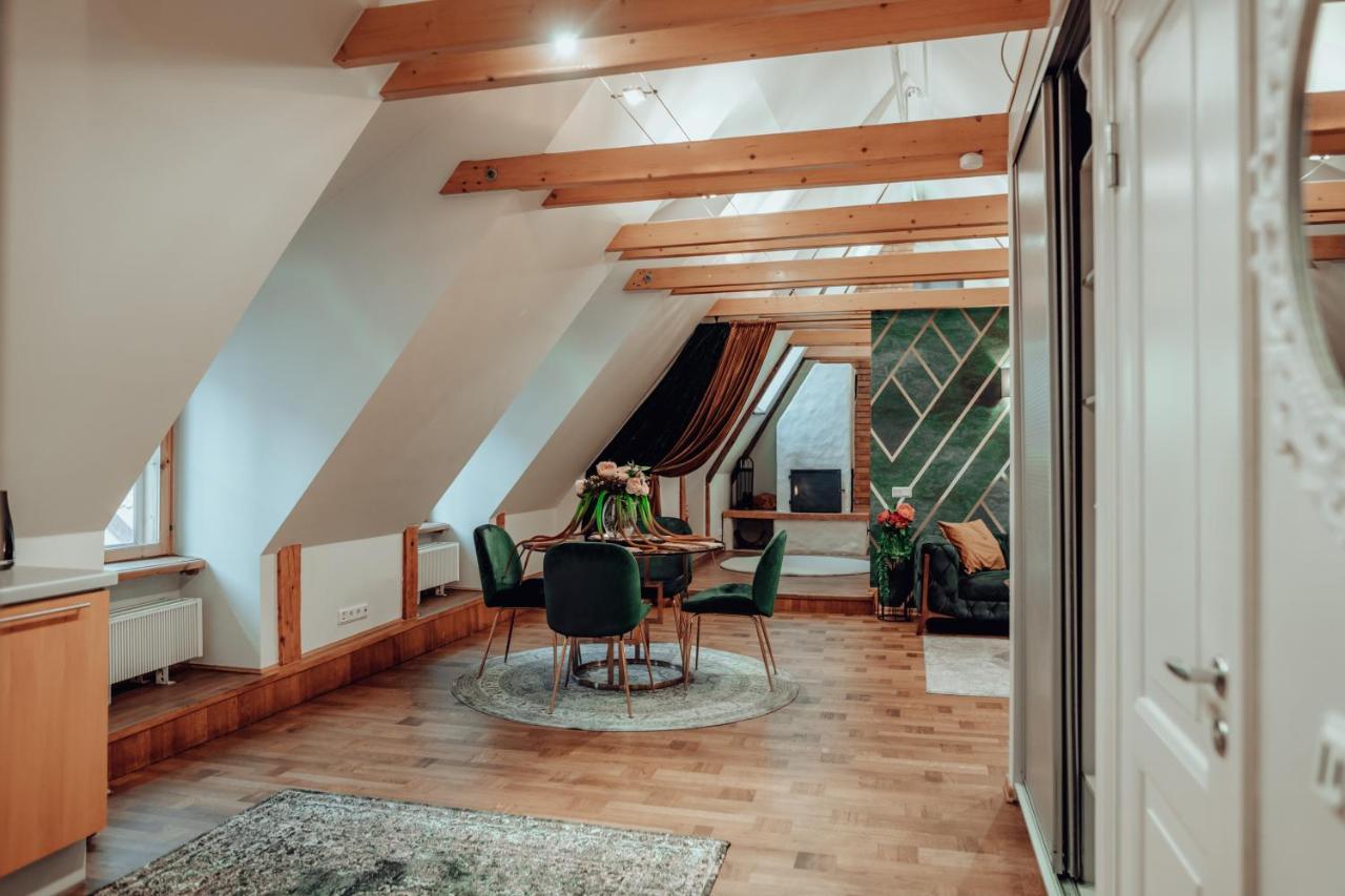 Rataskaevu Boutique - 7 Unique Apartments Tallinn Bagian luar foto