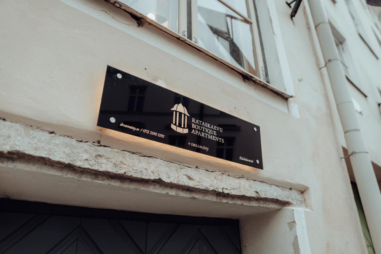 Rataskaevu Boutique - 7 Unique Apartments Tallinn Bagian luar foto